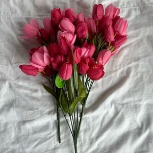 NWT Artificial Pink Tulip Bouquet set - Lifelike Floral Arrangement